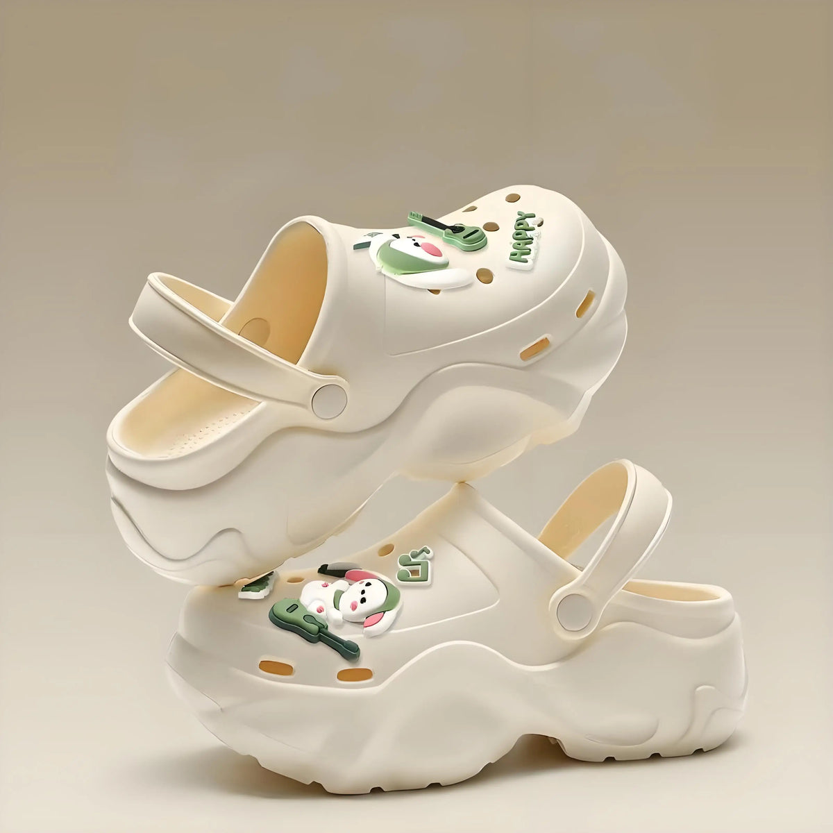 Women DIY Cute Animal button Decor Clogs Fashion Summer Spring Autumn Beach Sandals Cave Hole Female Garden Shoes Students Girls