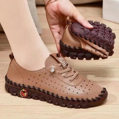 Autumn Women's Soft Sole Shoes Hollow Breathable Loafers Comfortable Flat-soled Mother's Shoe Non-slip Wear-resistant Work Shoes