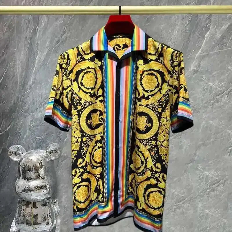 Vintage men's luxurious gold Baroque chain patterned high-quality short sleeved shirt suitable for street parties