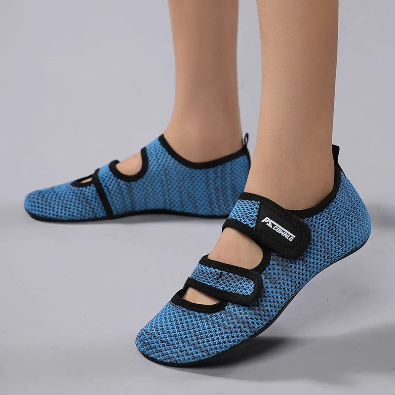 Water Shoes for Women Quick-Dry Aqua Socks Swim Beach Barefoot Yoga Exercise Wear Sport Accessories Pool Camping Slip-on