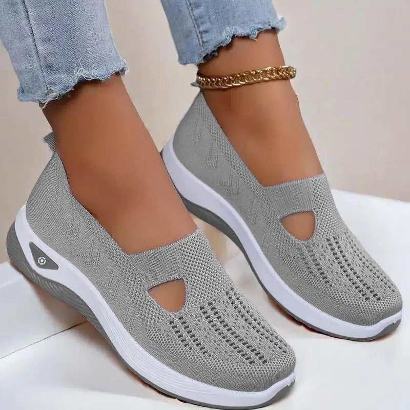 Woman Summer Breathable Mesh Flat Shoes Women Knitted Loafers Elderly Women's Shoes Mom Sneakers Middle-aged Women Casual Shoes
