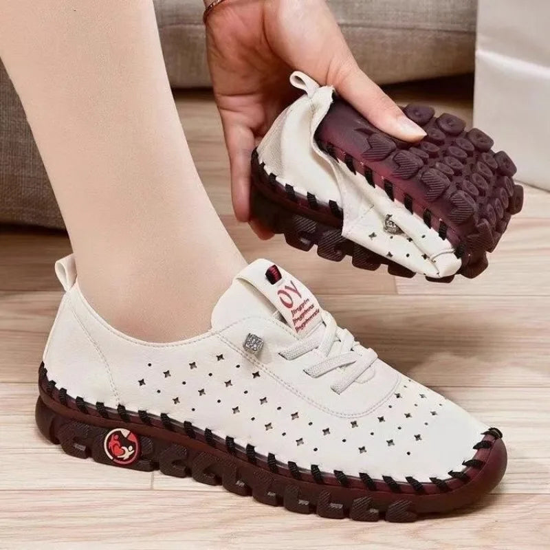 Autumn Women's Soft Sole Shoes Hollow Breathable Loafers Comfortable Flat-soled Mother's Shoe Non-slip Wear-resistant Work Shoes