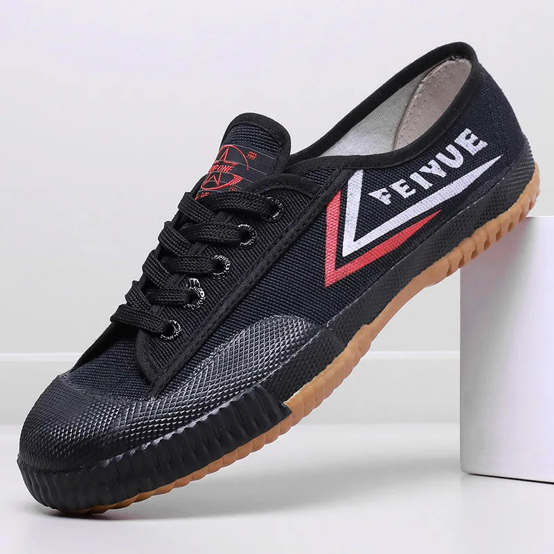 2026 New Men Canvas Shoes Unisex Kung Fu Wushu Shoes Men Fashion Comfortable Training Sneaker Lace-Up Soft Sole Men Tennis Shoes