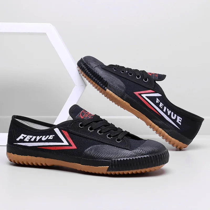 2026 New Men Canvas Shoes Unisex Kung Fu Wushu Shoes Men Fashion Comfortable Training Sneaker Lace-Up Soft Sole Men Tennis Shoes