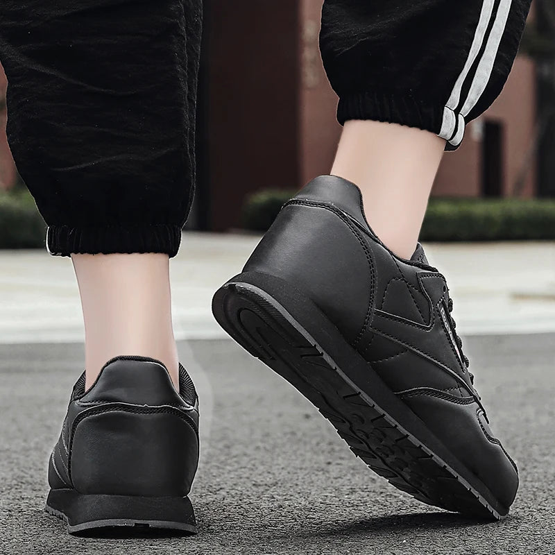Walking Shoes Women Solid Color Durable Anti-slip Casual Shoes Men Comfortable Flat Bottom Soft Lace-up Sports Shoes Women