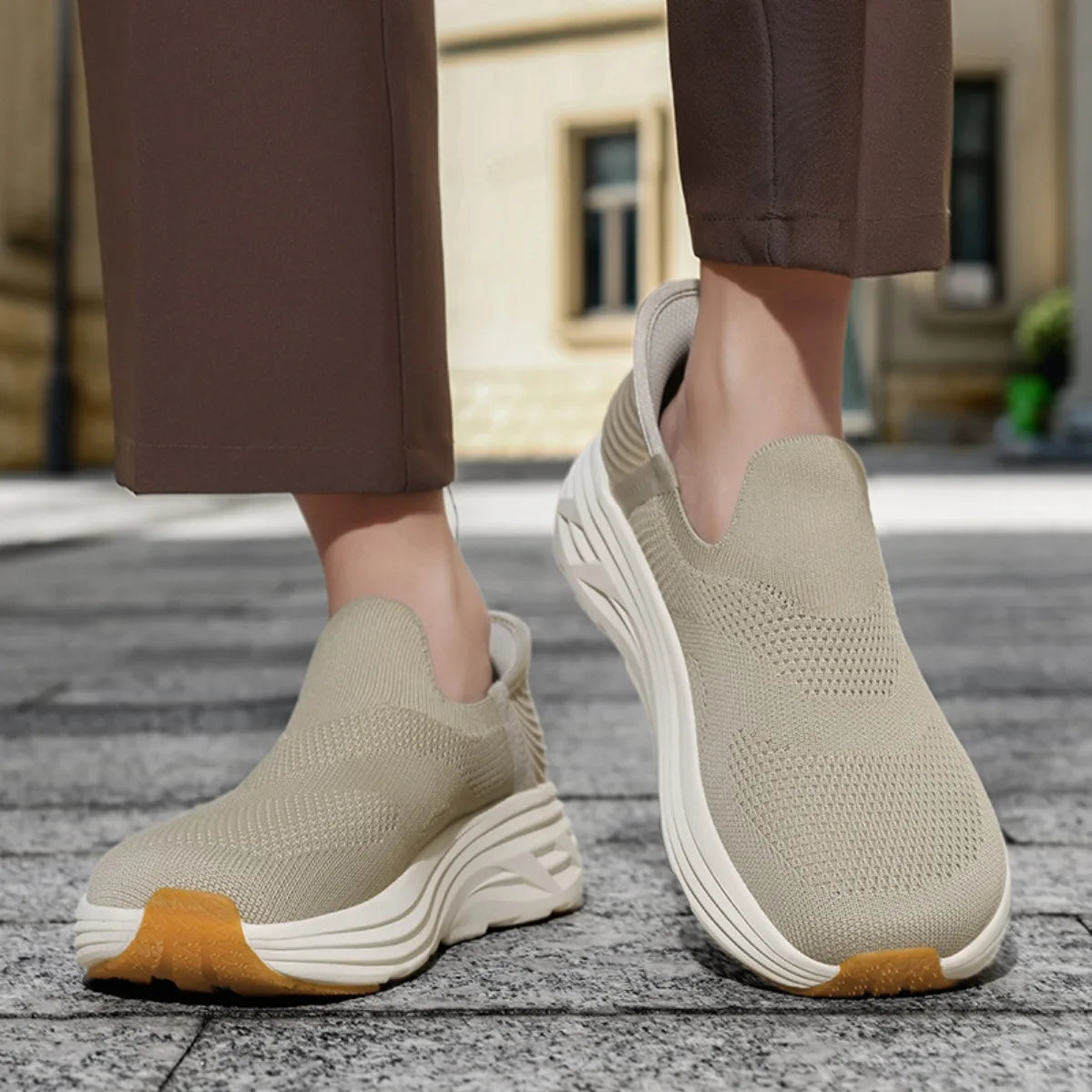 New Men's Slip-On Walking Shoes Breathable Casual Sneakers Soft Sole Lightweight Comfortable Outdoor Shoes